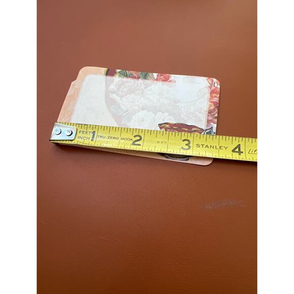 11 packs of 25 adhesive labels or name tags. Floral accents - Picture 6 of 7